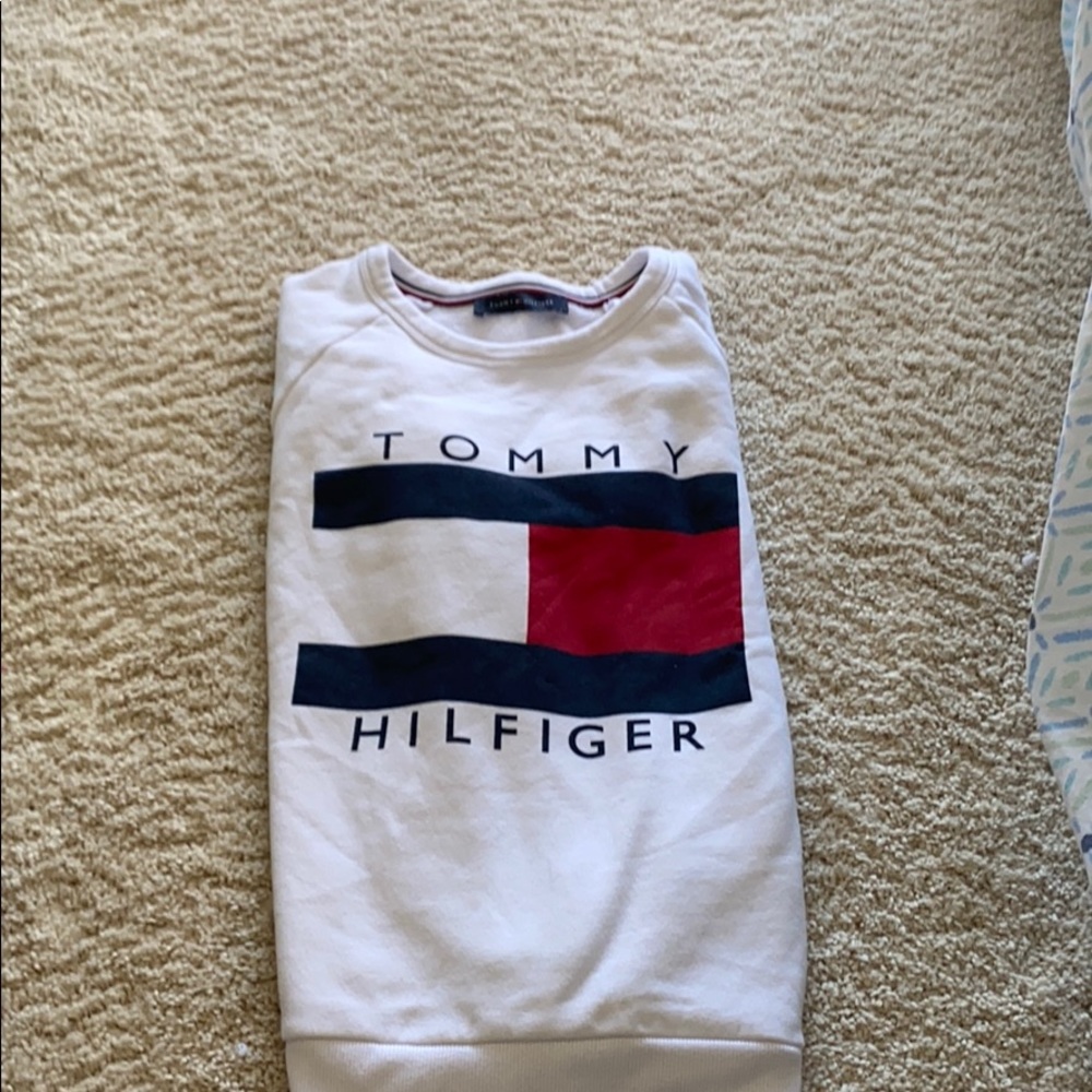 tommy hilfiger sweatshirt